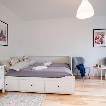 White Beds - Apartment For 6 People In The Center Krakkó Kültér fotó