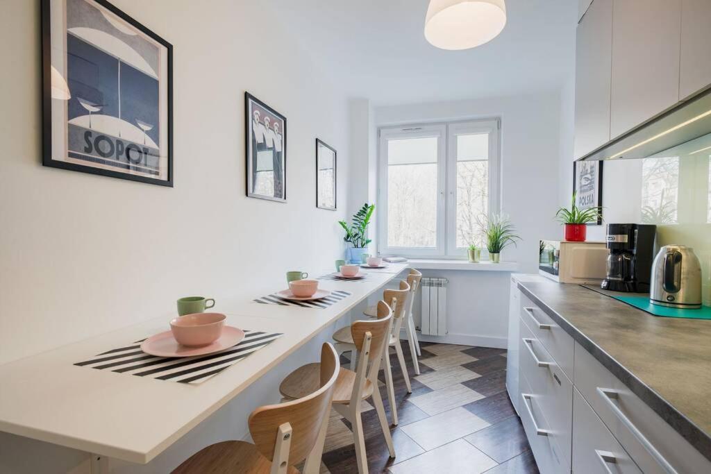White Beds - Apartment For 6 People In The Center Krakkó Kültér fotó